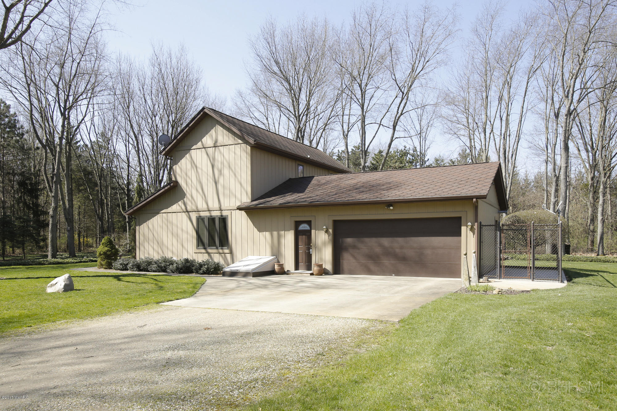 19550 Highway 60 Three Rivers, MI 49093 - Photo 2 of 45 19550 m-60-102
