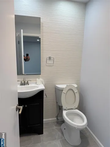$2,600 | 25 Pavonia Avenue, Unit 2, Kearny, NJ 07032