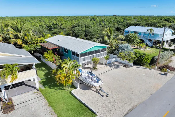 $649,000 | 29313 Coconut Palm Drive, Big Pine Key, FL 33043