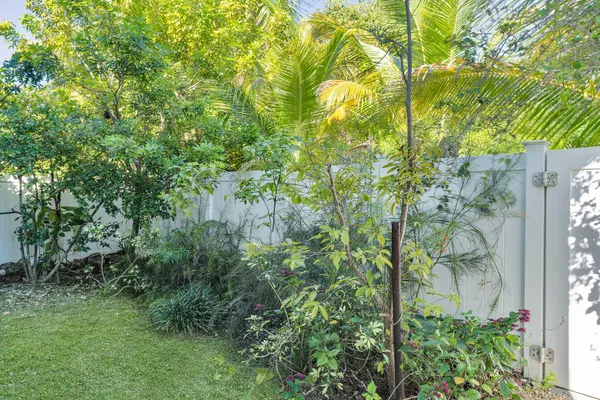 $649,000 | 29313 Coconut Palm Drive, Big Pine Key, FL 33043