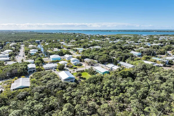 $649,000 | 29313 Coconut Palm Drive, Big Pine Key, FL 33043