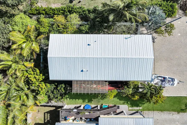 $649,000 | 29313 Coconut Palm Drive, Big Pine Key, FL 33043