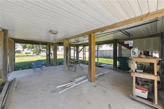$185,000 | 4958 Anthony Lane, Barataria, LA 70036