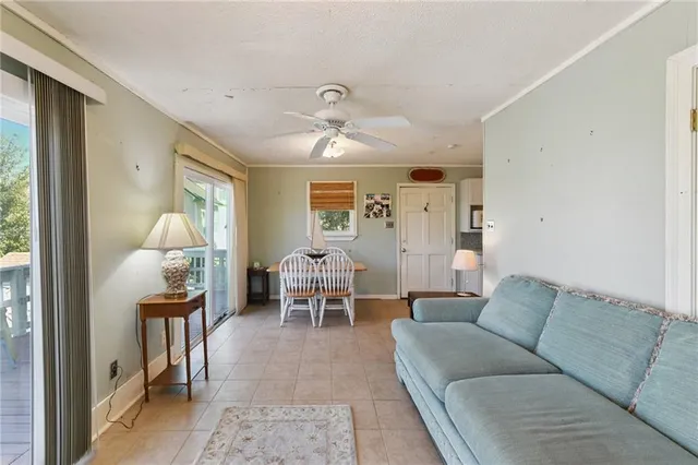 $185,000 | 4958 Anthony Lane, Barataria, LA 70036