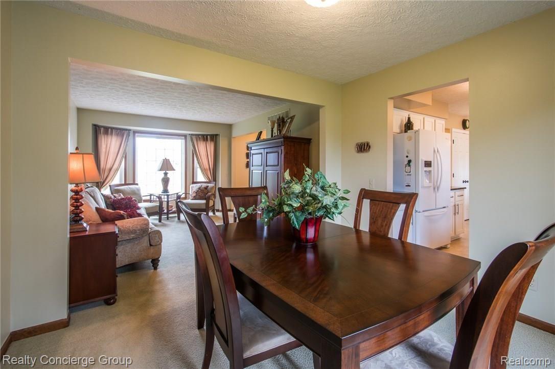11644 Spencer Road Brighton, MI 48114 - Photo 4 of 43 spencer-12.jpg