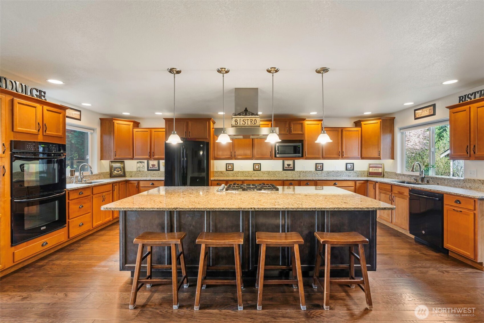 8910 Lavaliere Meadows Lane Southwest Rochester, WA 98579 - Photo 11 of 40 Gallery Image 11
