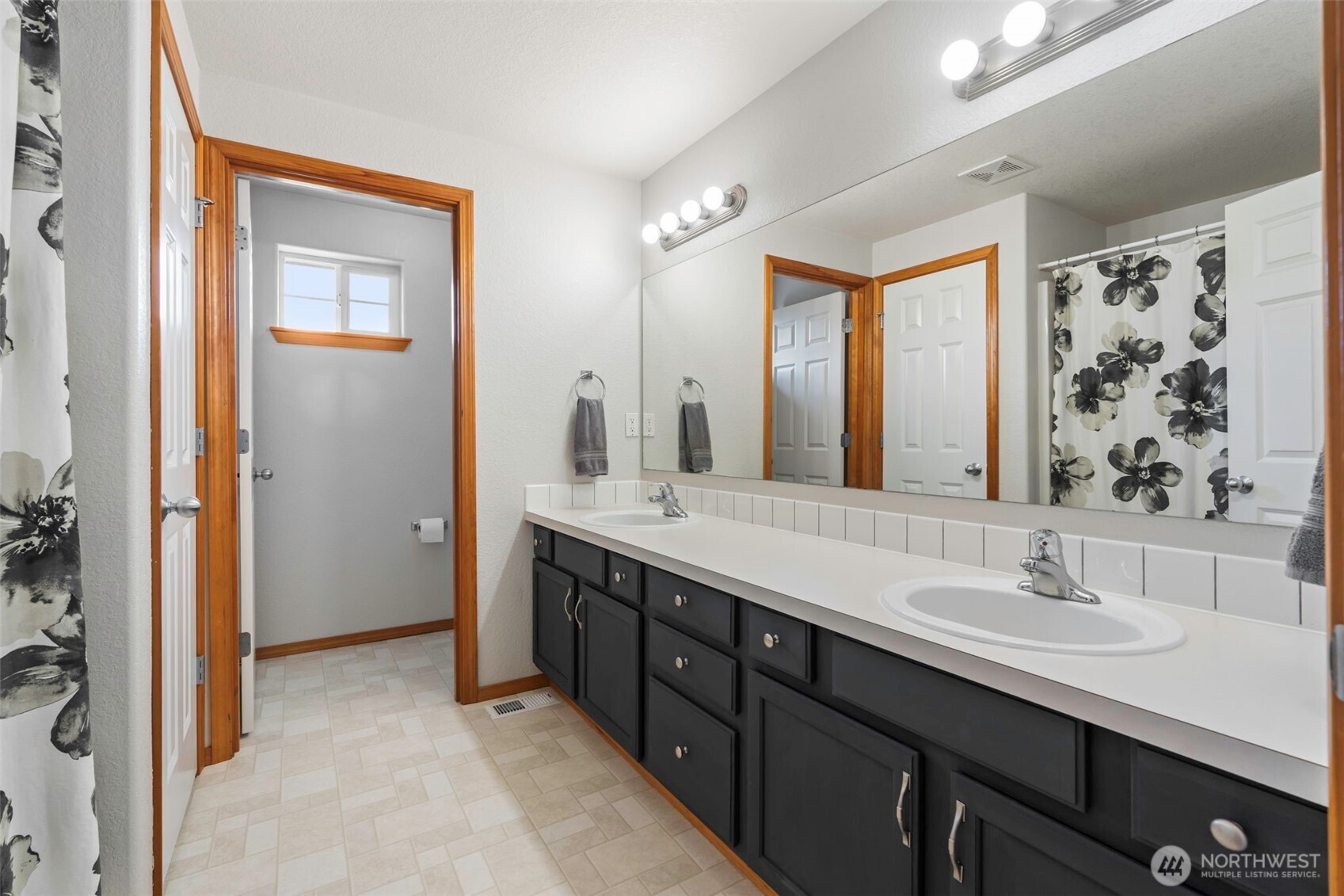 8910 Lavaliere Meadows Lane Southwest Rochester, WA 98579 - Photo 27 of 40 Gallery Image 27