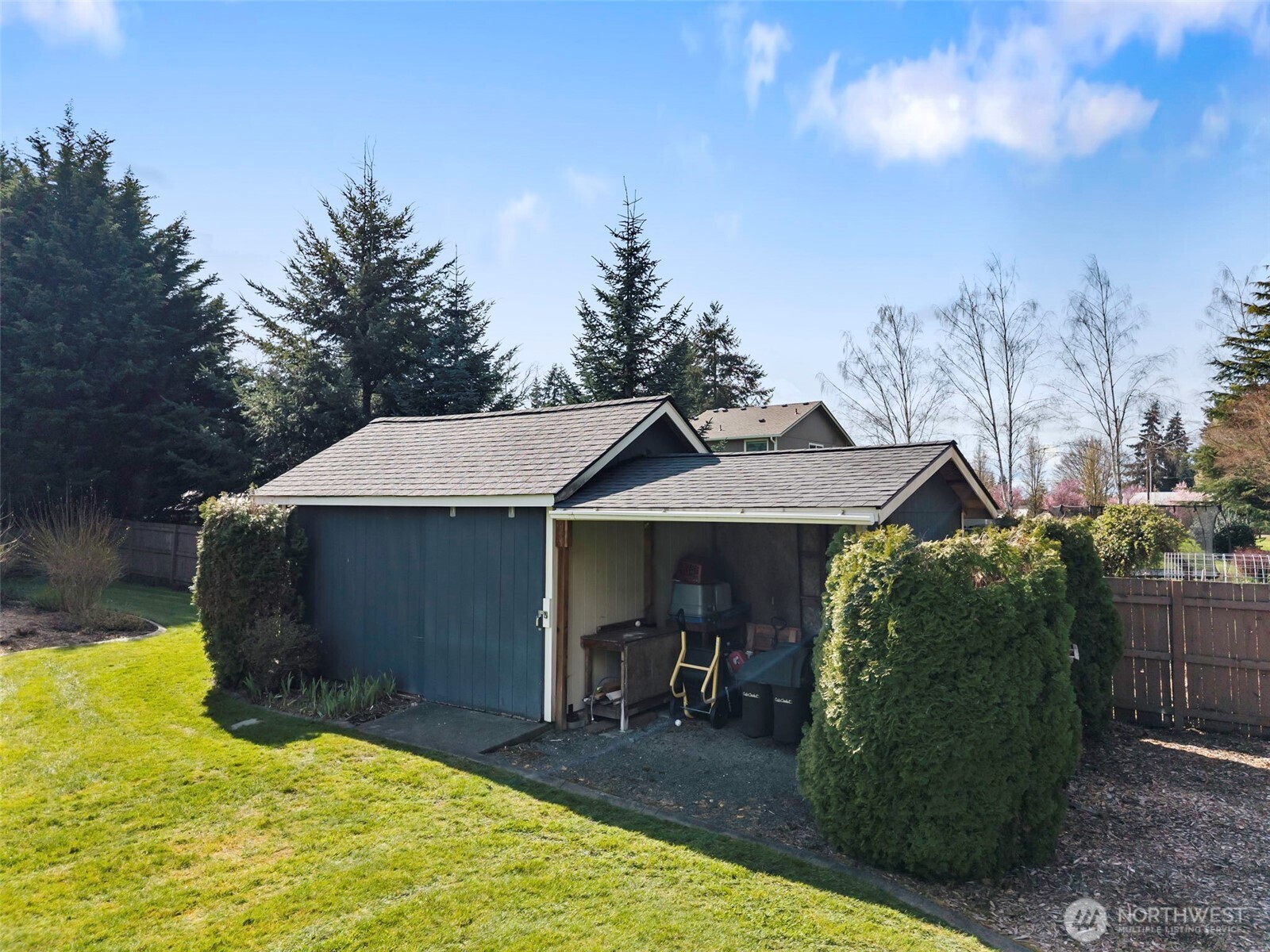 8910 Lavaliere Meadows Lane Southwest Rochester, WA 98579 - Photo 36 of 40 Gallery Image 36