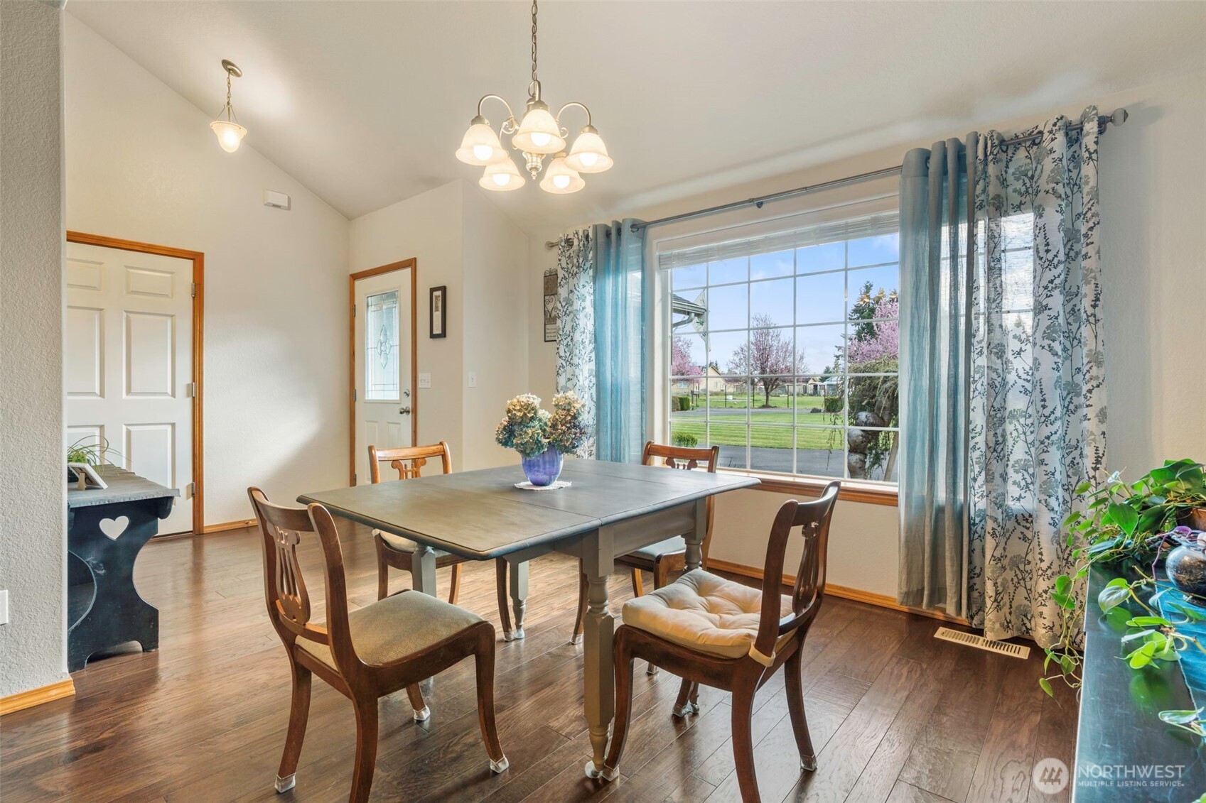 8910 Lavaliere Meadows Lane Southwest Rochester, WA 98579 - Photo 5 of 40 Gallery Image 5