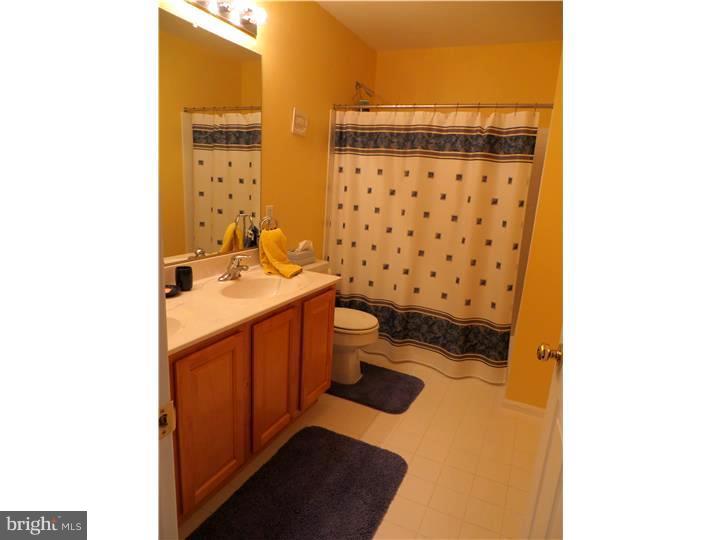 2837 Westerham Road Downingtown, PA 19335 - Photo 18 of 20 Bathroom
