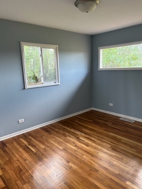 200 Flagstaff Lane Hoffman Estates, IL 60169 - Photo 18 of 19 a view of a room with a window