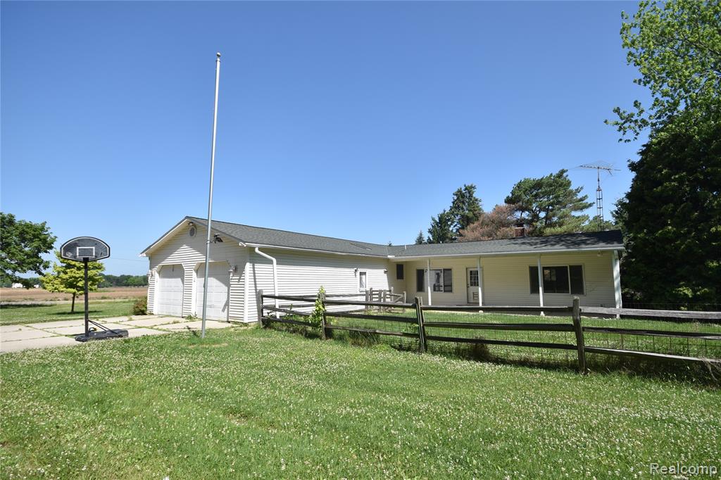 11057 Hogan Road Gaines, MI 48436 - Photo 2 of 17