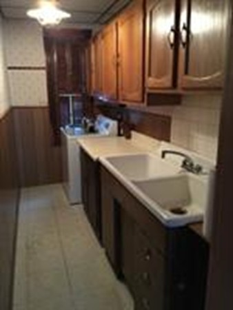 7 Kosta Street Worcester, MA 01607 - Photo 3 of 8 Gallery Image 3