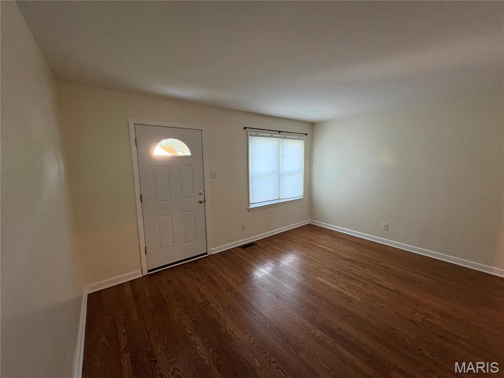 115 Derhake Road Florissant, MO 63031 - Photo 6 of 12 Gallery Image 6