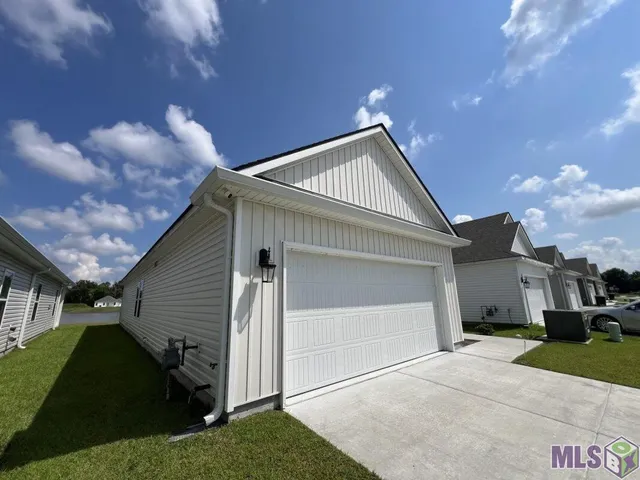 $1,895 | 1255 Drago Drive, Baton Rouge, LA 70820