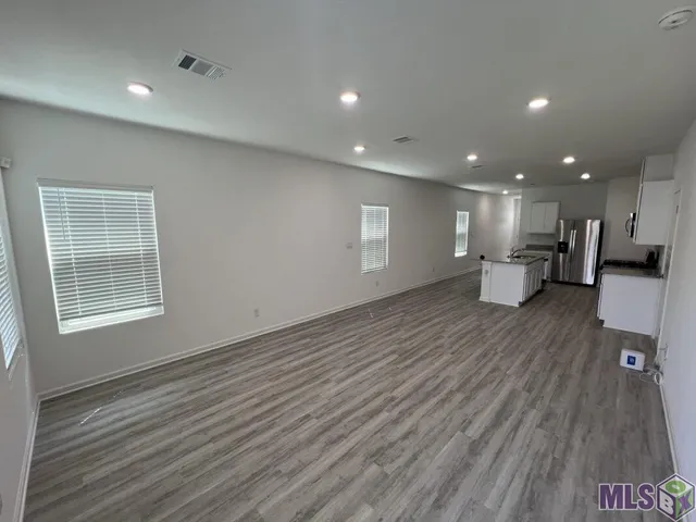 $1,895 | 1255 Drago Drive, Baton Rouge, LA 70820