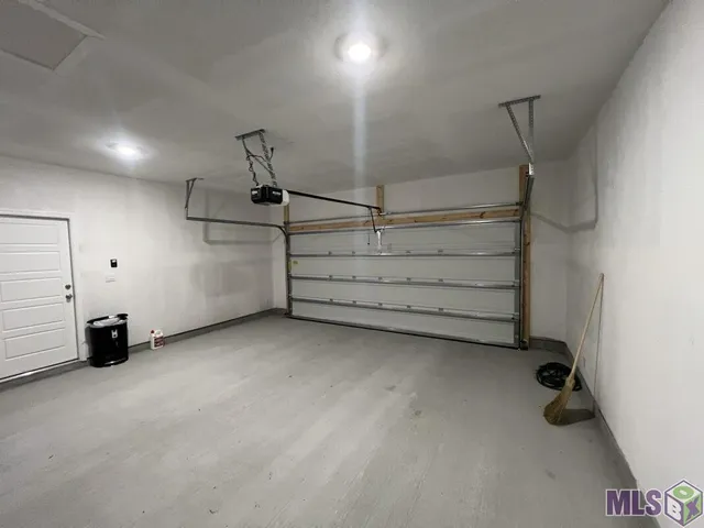 $1,895 | 1255 Drago Drive, Baton Rouge, LA 70820