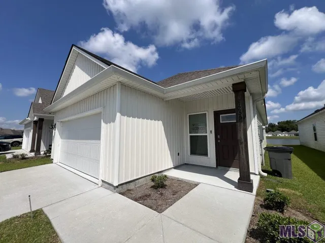 $1,895 | 1255 Drago Drive, Baton Rouge, LA 70820