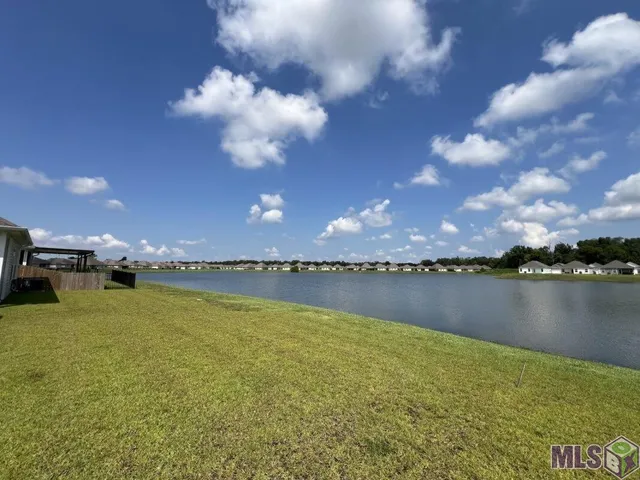$1,895 | 1255 Drago Drive, Baton Rouge, LA 70820
