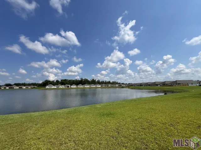 $1,895 | 1255 Drago Drive, Baton Rouge, LA 70820