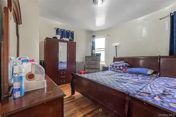 $949,000 | 748 East 225th Street | Wakefield