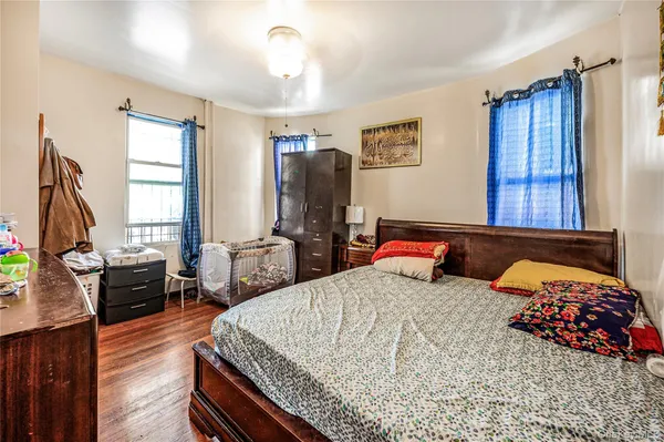 $949,000 | 748 East 225th Street | Wakefield