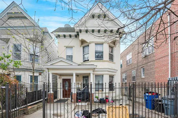 $949,000 | 748 East 225th Street | Wakefield