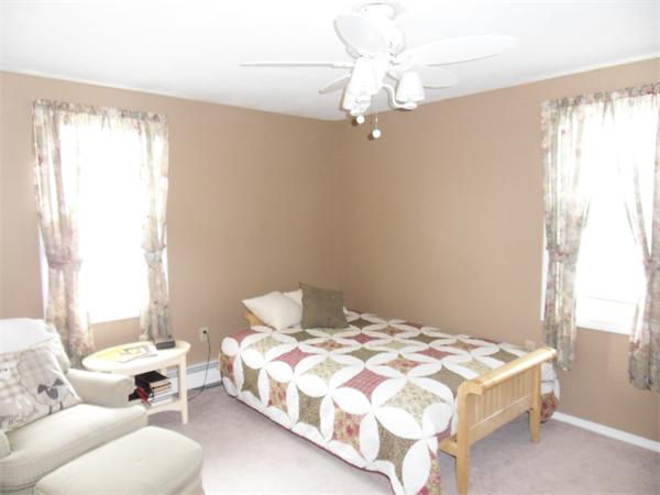 29 Harvest Road, Unit 29 Uxbridge, MA 01569 - Photo 11 of 22 Gallery Image 11
