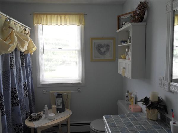 29 Harvest Road, Unit 29 Uxbridge, MA 01569 - Photo 16 of 22 Gallery Image 16