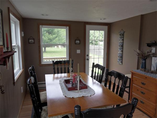29 Harvest Road, Unit 29 Uxbridge, MA 01569 - Photo 4 of 22 Gallery Image 4