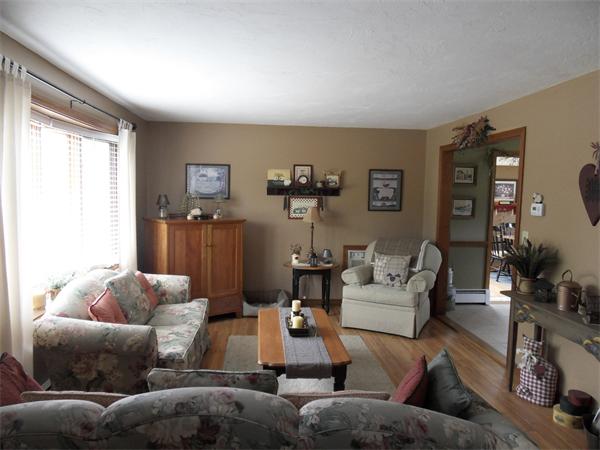 29 Harvest Road, Unit 29 Uxbridge, MA 01569 - Photo 10 of 22 Gallery Image 10