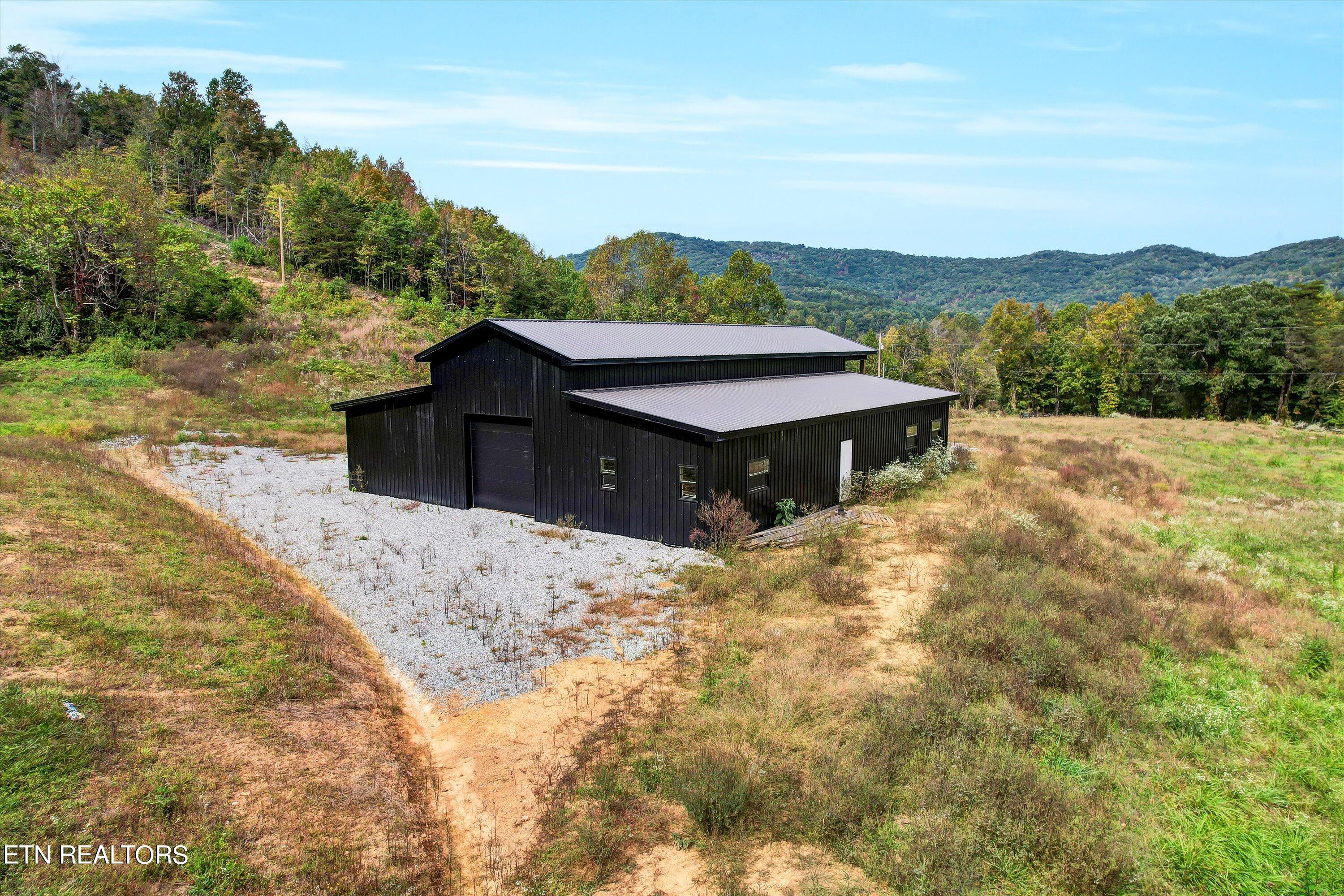148 Herbert Shannon Road Sunbright, TN 37872 - Photo 14 of 34 14-148 Herbert Shannon Rd-14