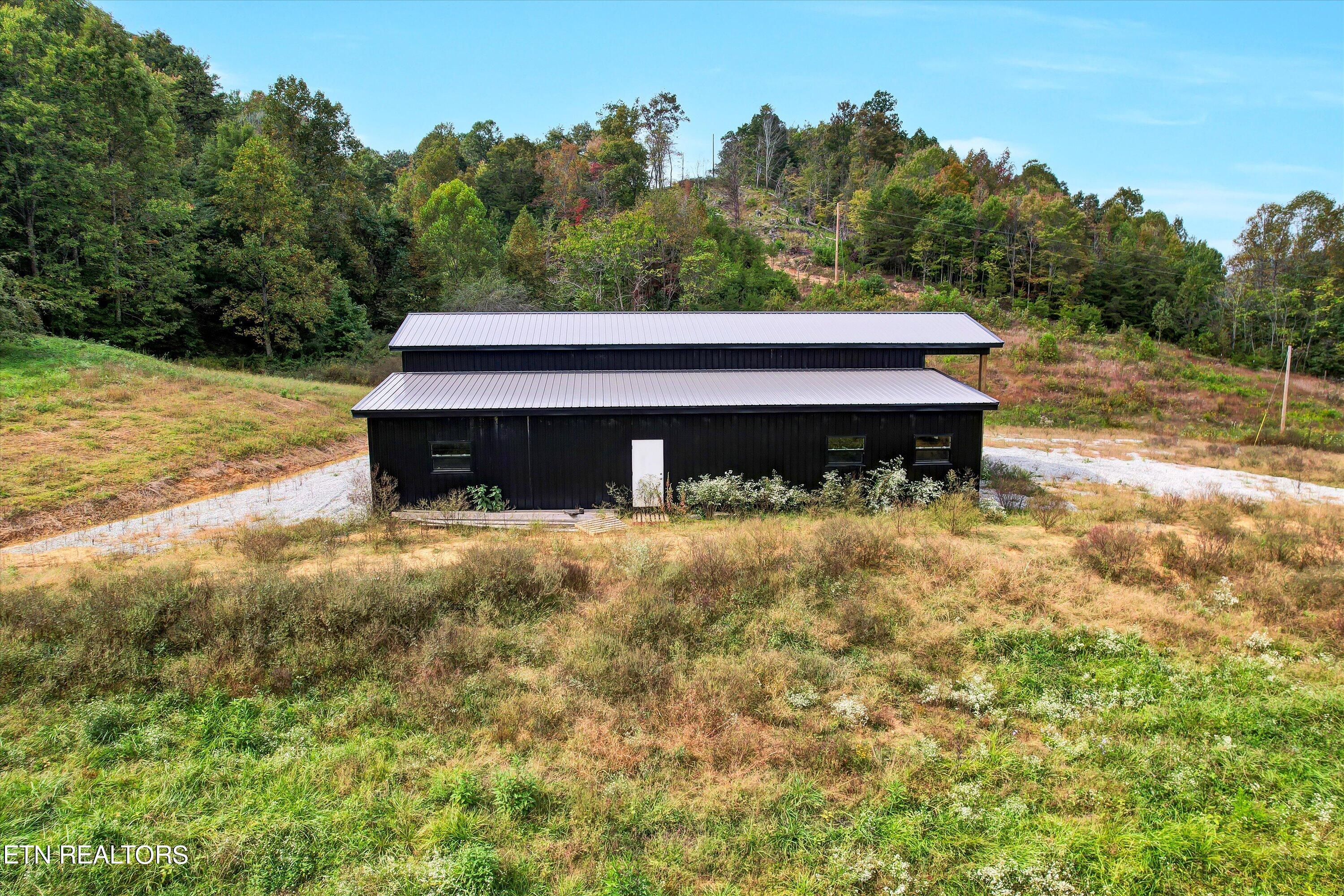 148 Herbert Shannon Road Sunbright, TN 37872 - Photo 15 of 34 15-148 Herbert Shannon Rd-15