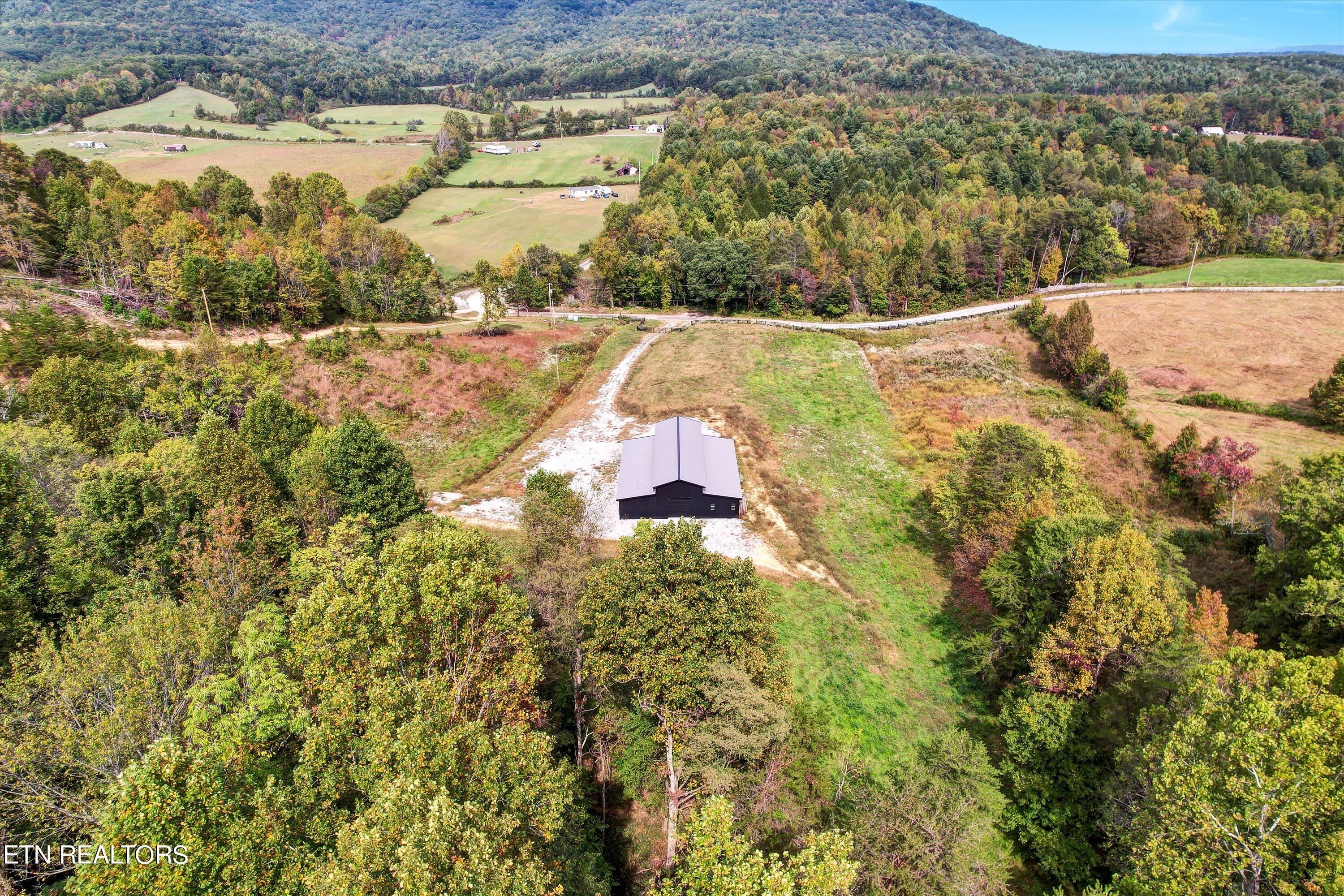 148 Herbert Shannon Road Sunbright, TN 37872 - Photo 22 of 34 22-148 Herbert Shannon Rd-22