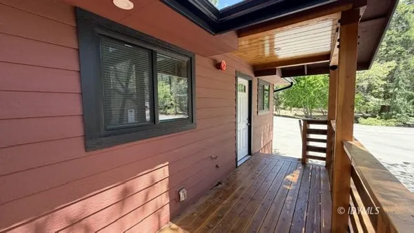 $1,550 | 25161 Cedar Street, Idyllwild, CA 92549