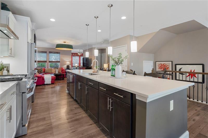 653 Hanlon Way Alpharetta, GA 30009 - Photo 9 of 56