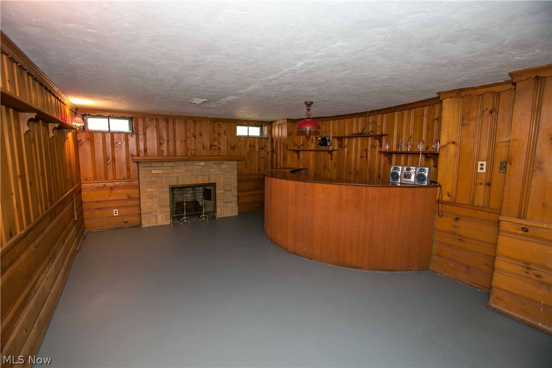 2540 Milton Road Cleveland, OH 44118 - Photo 27 of 35 Gallery Image 27