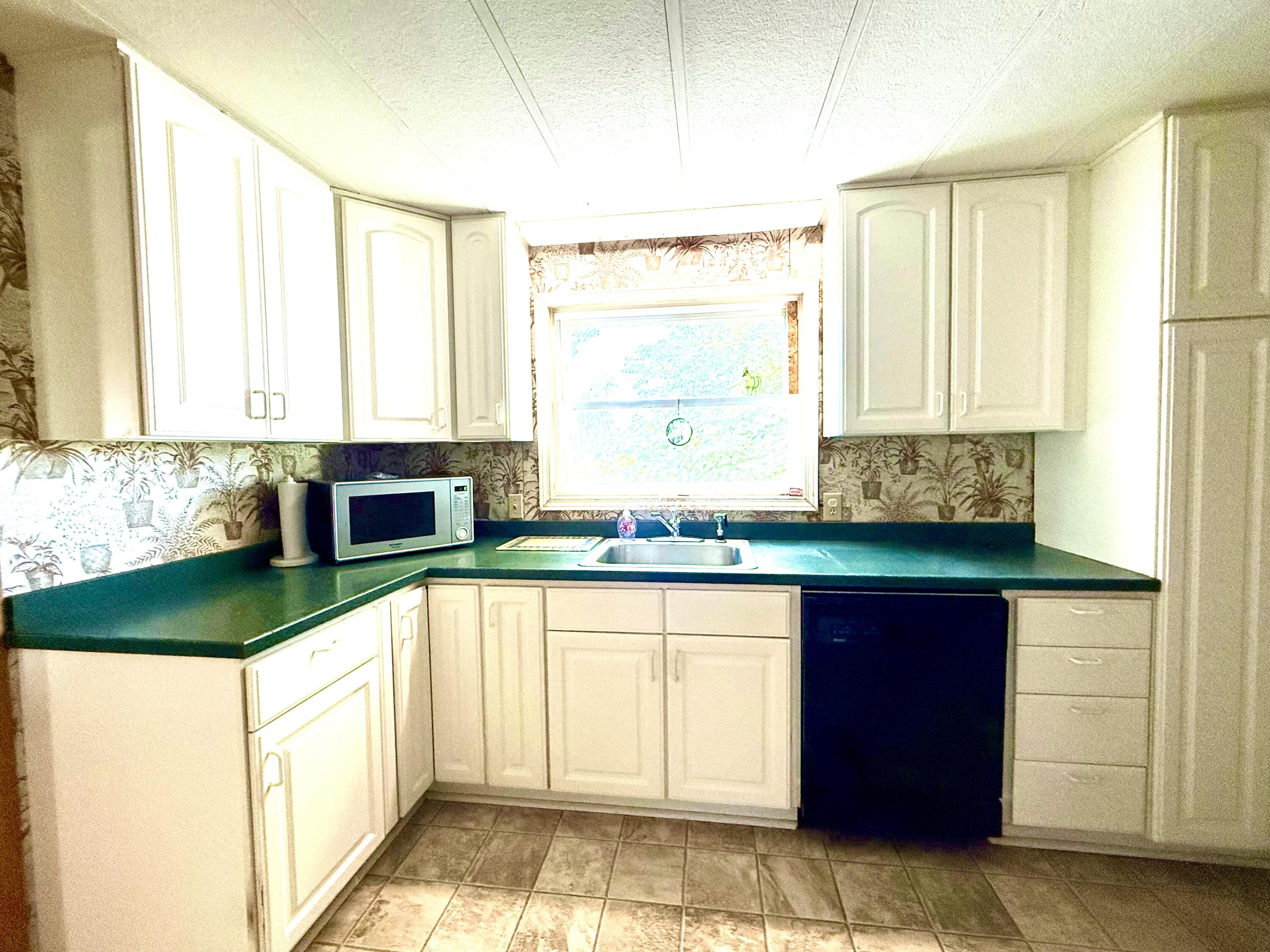 7992 Elliott Road Klamath Falls, OR 97603 - Photo 28 of 67 IMG_5527