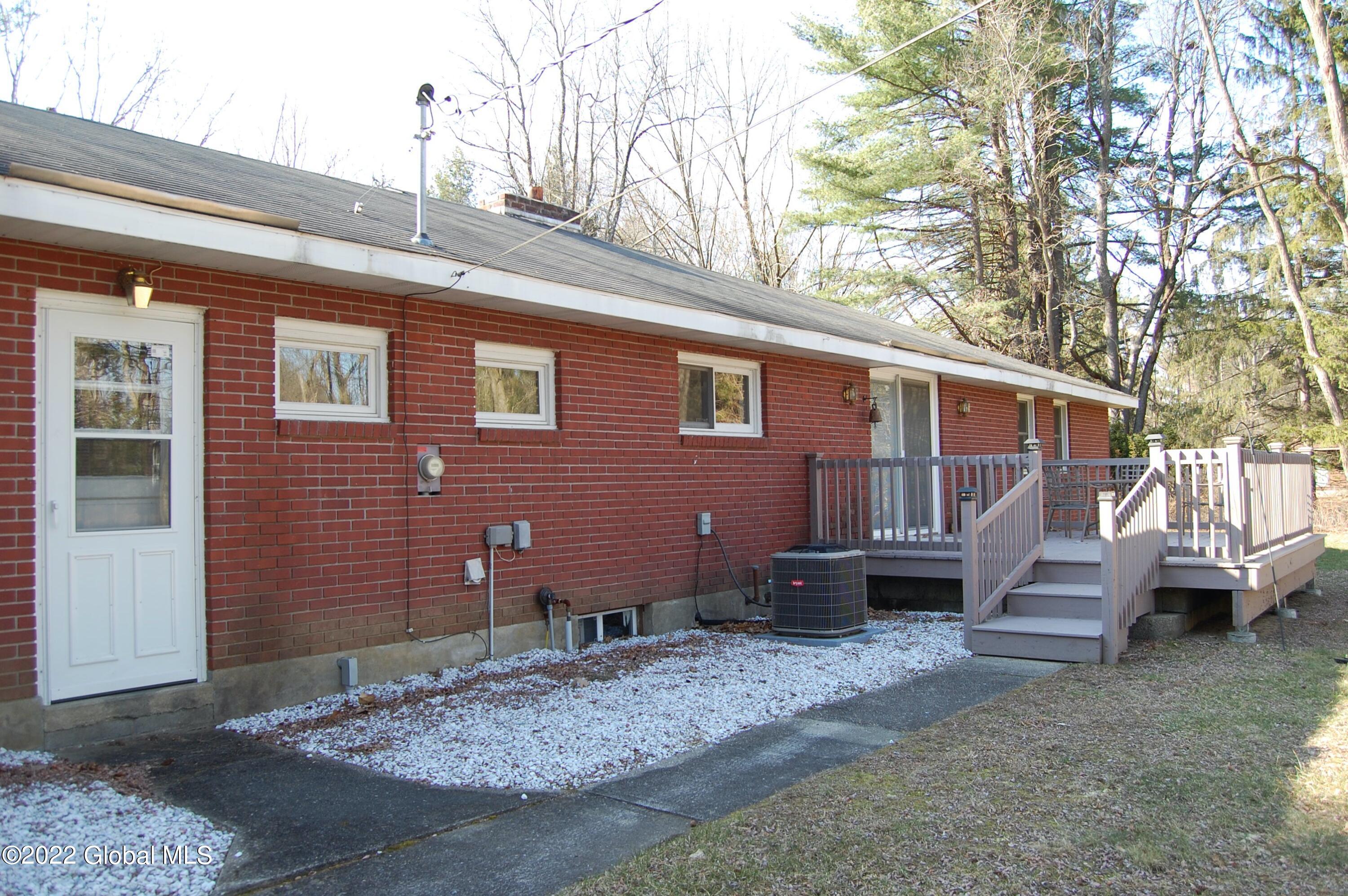 34 Smith Bridge Road Saratoga Springs, NY 12866 - Photo 34 of 38 34Deck