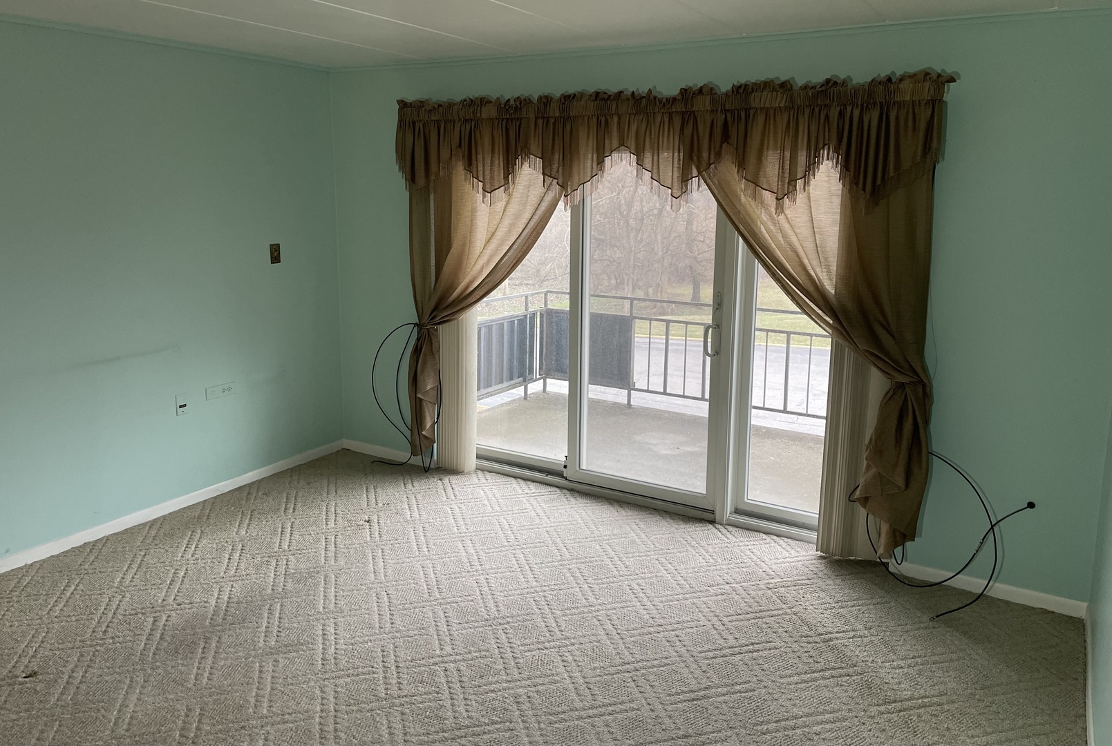 940 Holbrook Road, Unit 18B Homewood, IL 60430 - Photo 6 of 15 Gallery Image 6