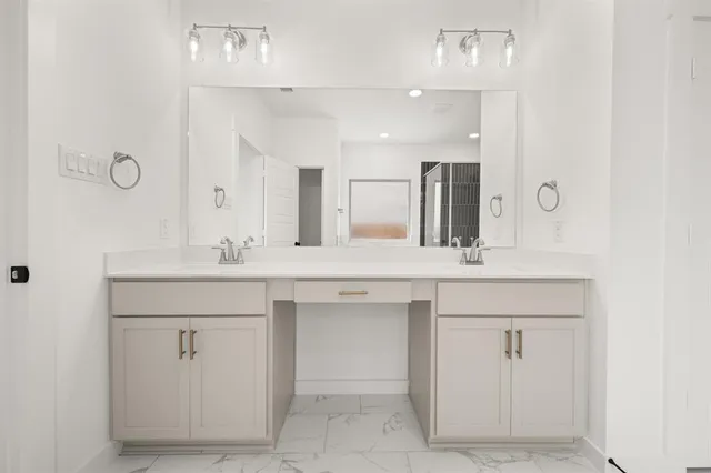 $489,990 | 2409 Rams Horn Drive, Waxahachie, TX 75167