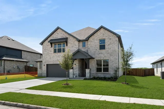 $489,990 | 2409 Rams Horn Drive, Waxahachie, TX 75167