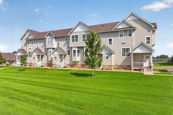 $275,000 | 2438 Foxglove Circle, Hudson, WI 54016