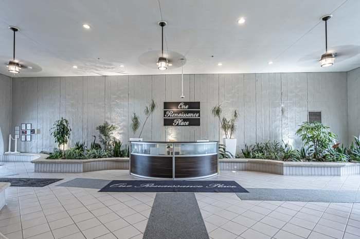 1 Renaissance Place, Unit 910 Palatine, IL 60067 - Photo 2 of 3 Gallery Image 2