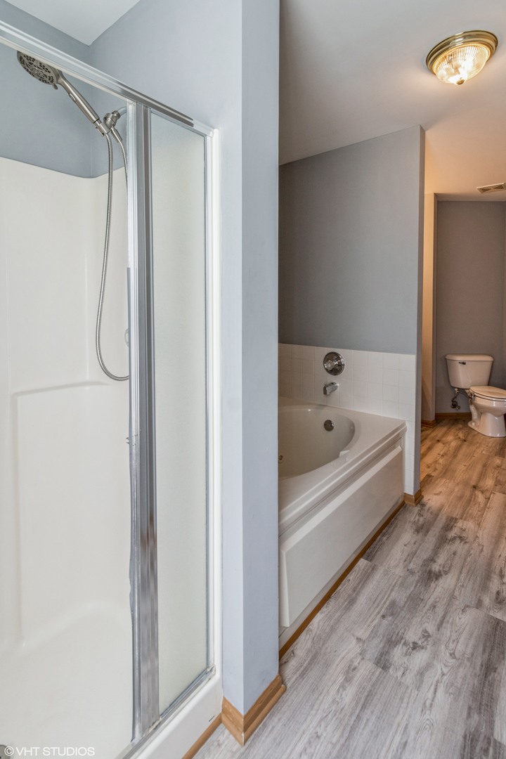 425 Claire Avenue Romeoville, IL 60446 - Photo 9 of 12