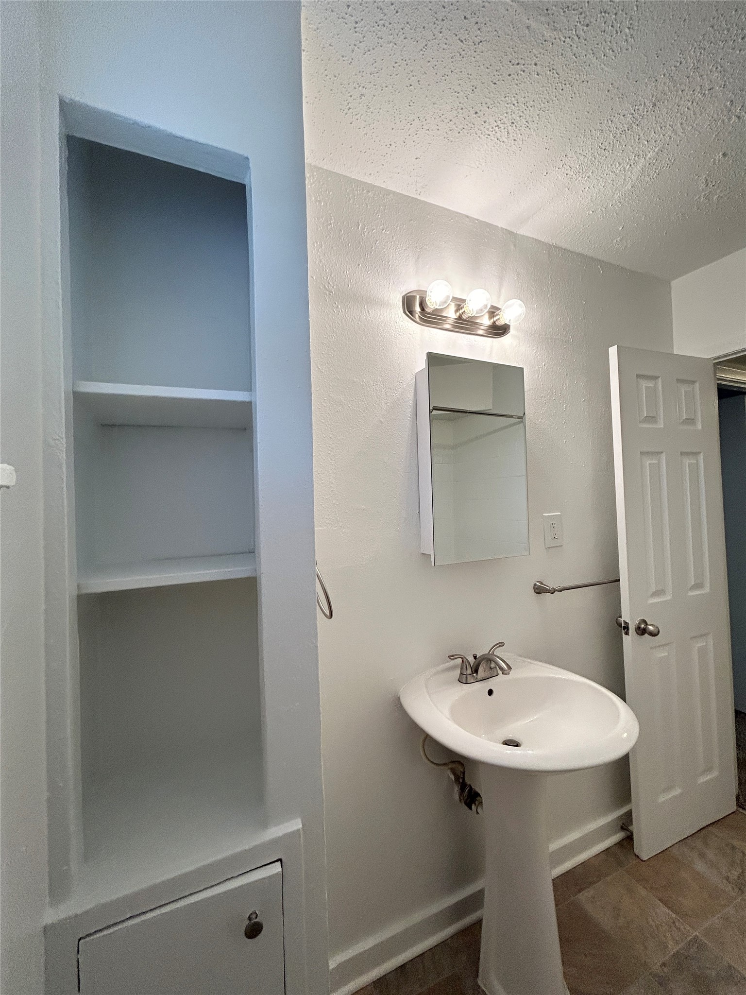 5415 Scott Street, Unit 41 Houston, TX 77021 - Photo 16 of 16 Gallery Image 16