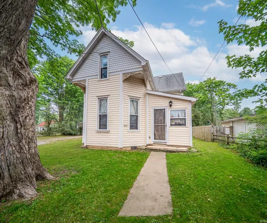 $199,900 | 226 Freeman Lane, New Harmony, IN 47631