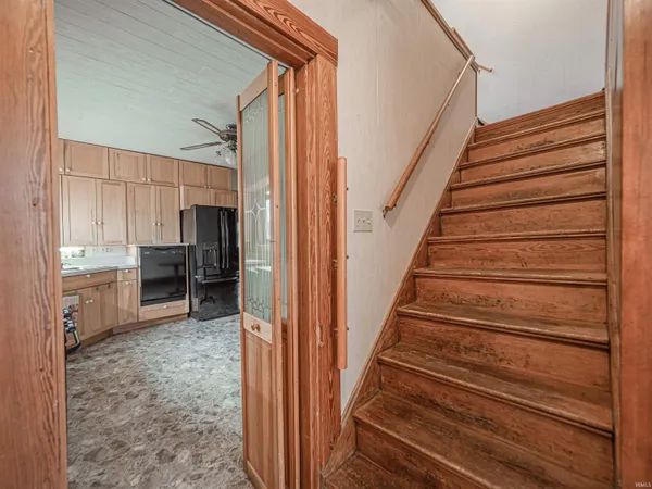 $199,900 | 226 Freeman Lane, New Harmony, IN 47631