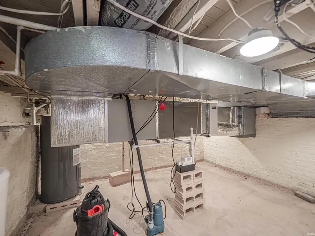 $239,900 | 226 Freeman Lane, New Harmony, IN 47631