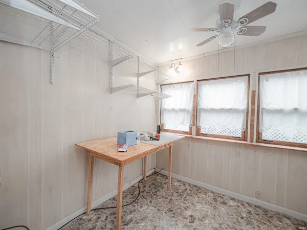 $199,900 | 226 Freeman Lane, New Harmony, IN 47631